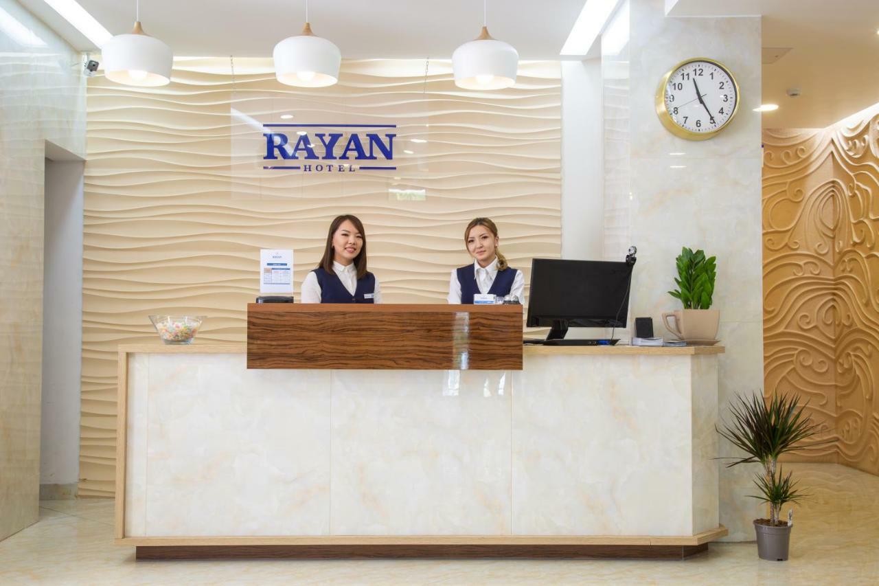 Rayan Hotel オシ エクステリア 写真