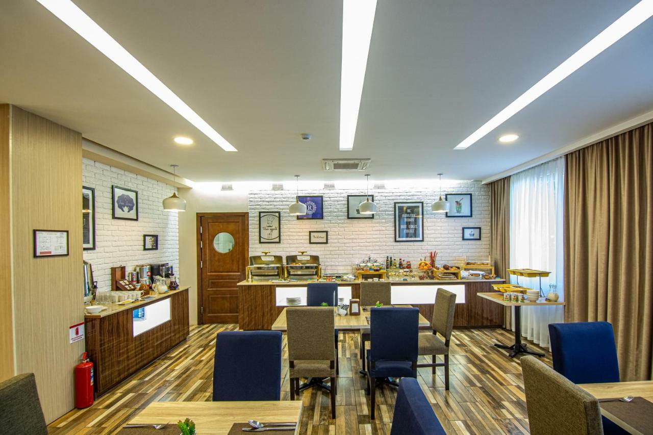 Rayan Hotel オシ エクステリア 写真